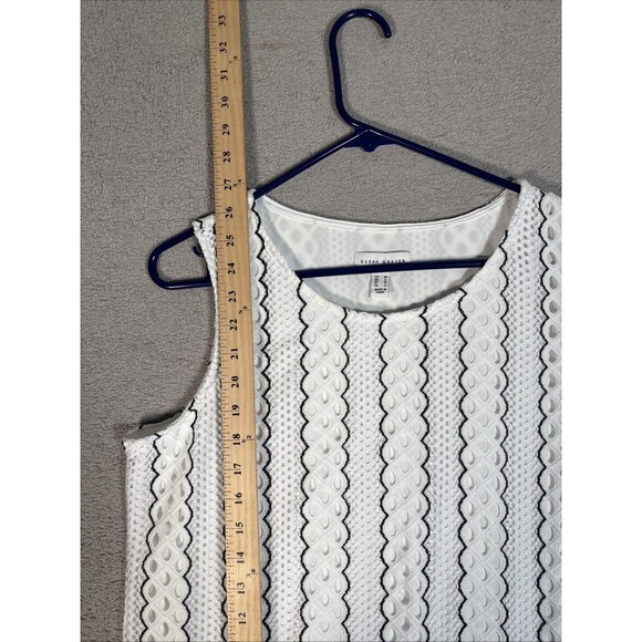 Susan Graver Tank Top Women’s Size M White Black Textured Crochet Eyelets Preppy - Picture 6 of 13